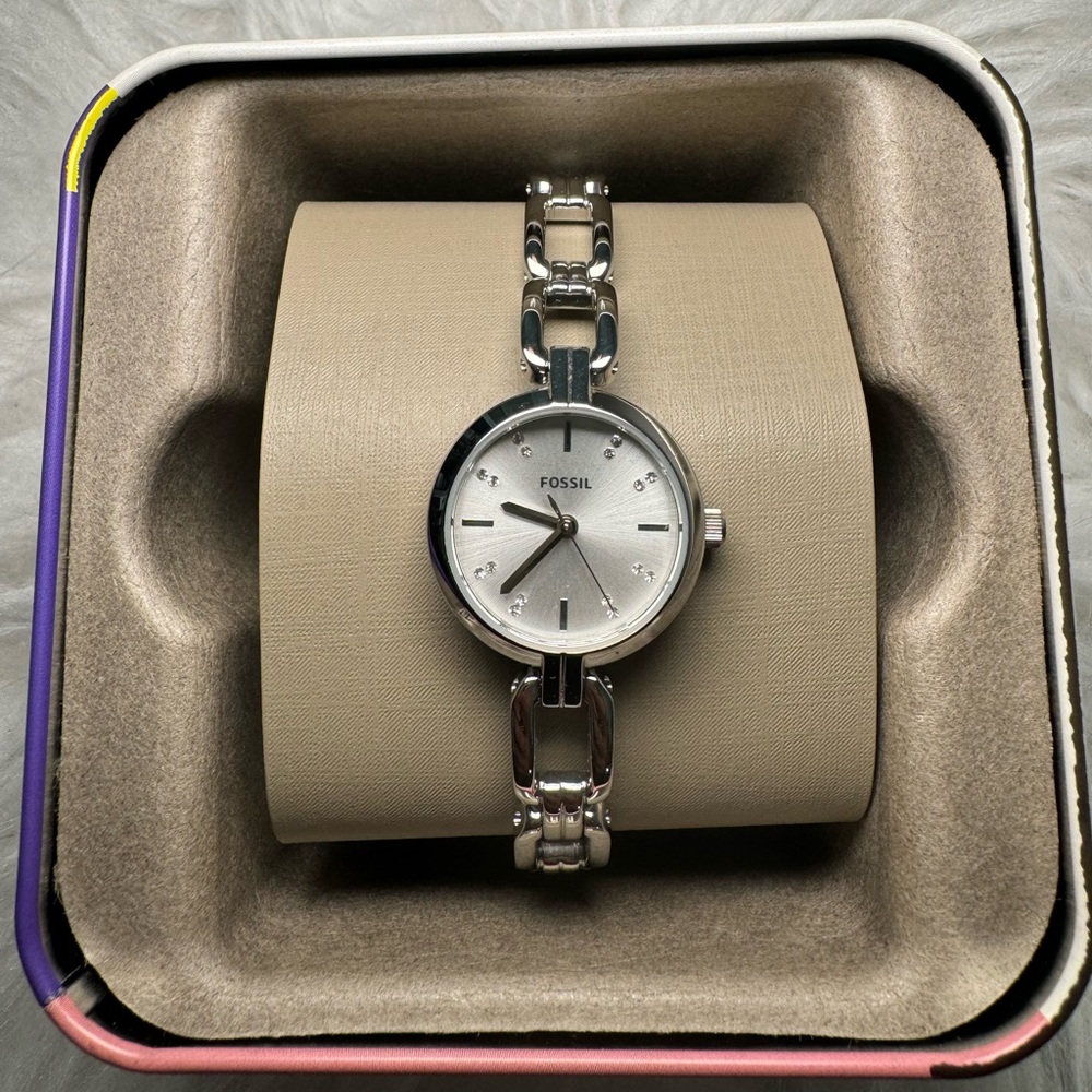 Fossil watch New with tag